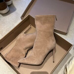 Steve Madden Lanae Camel Suede -worn ONCE